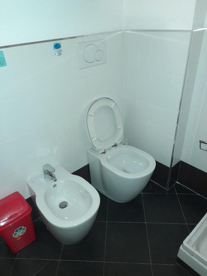 Tranquiloh Apartment Home Terni Bagian luar foto